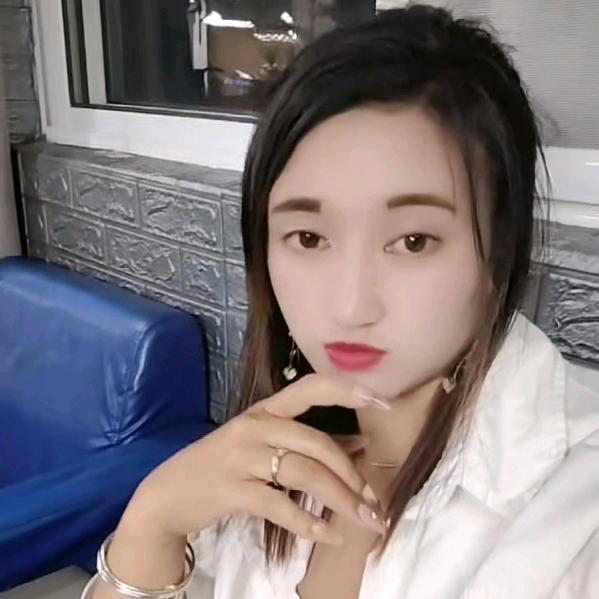傈僳杨杨