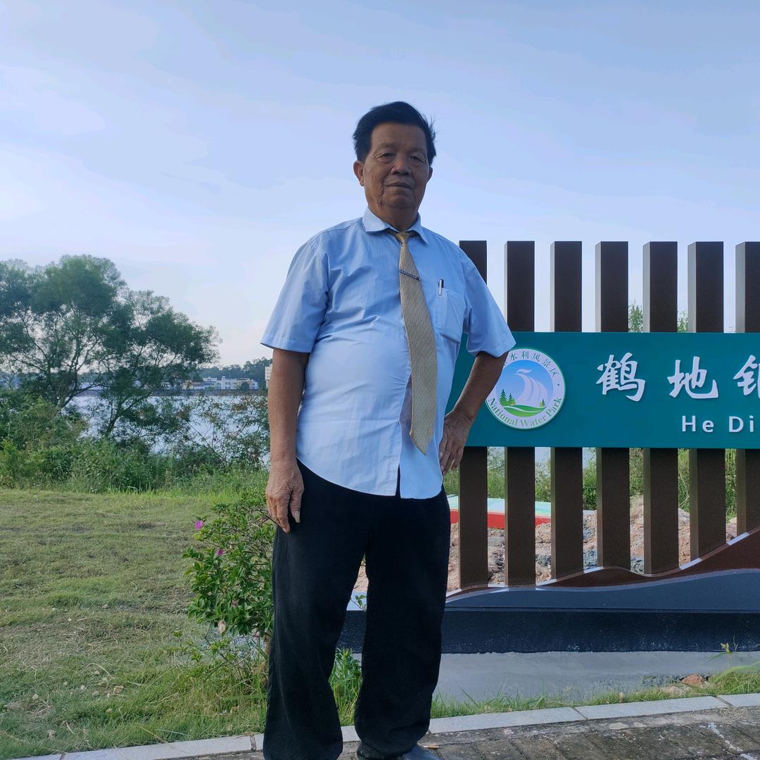 杨曾廖赖传承后人邱永泉