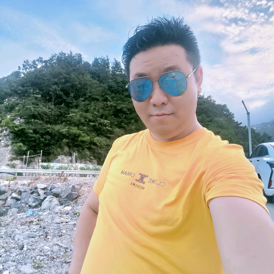 ☞小姐借一个吻☜