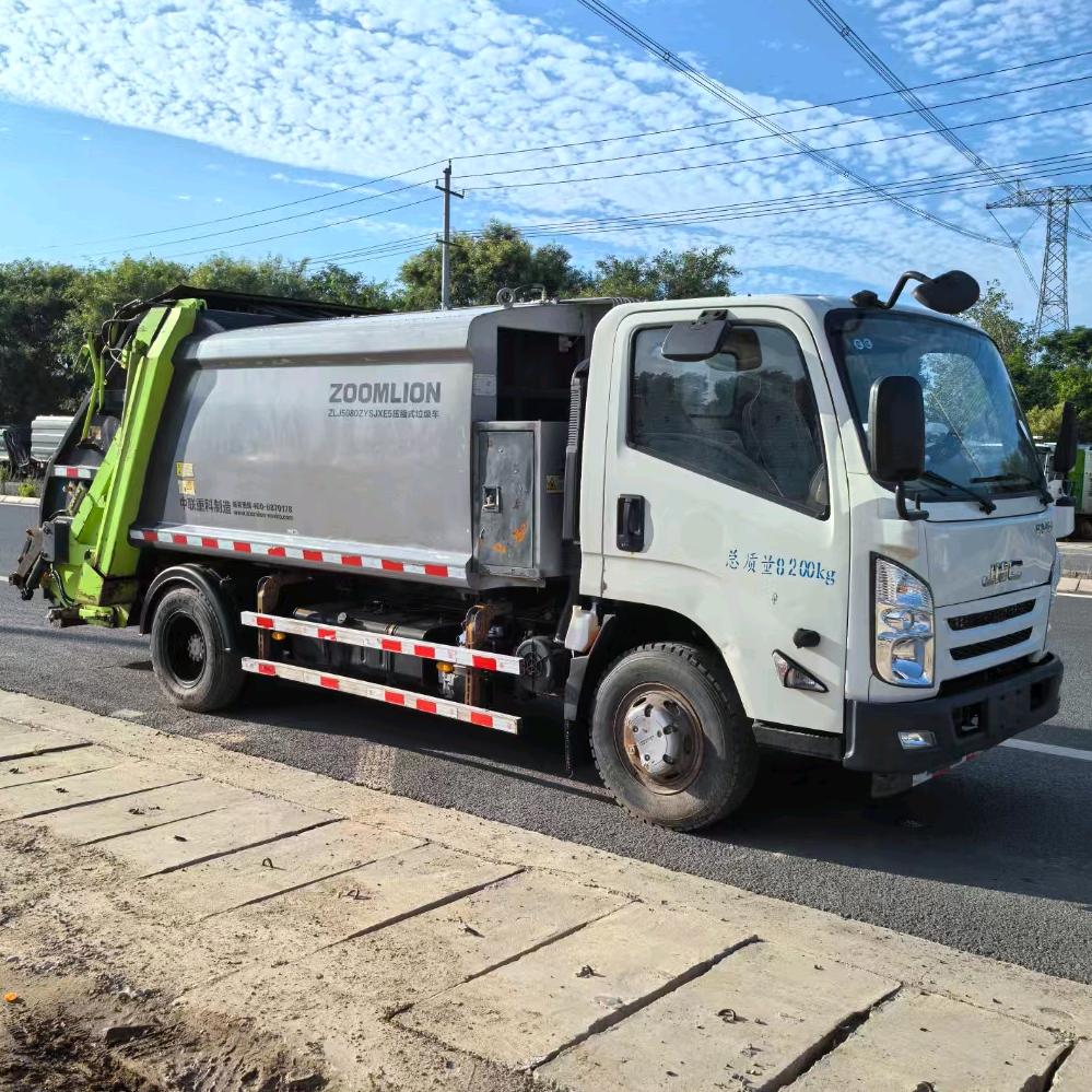 山东浩宇环卫车辆收售