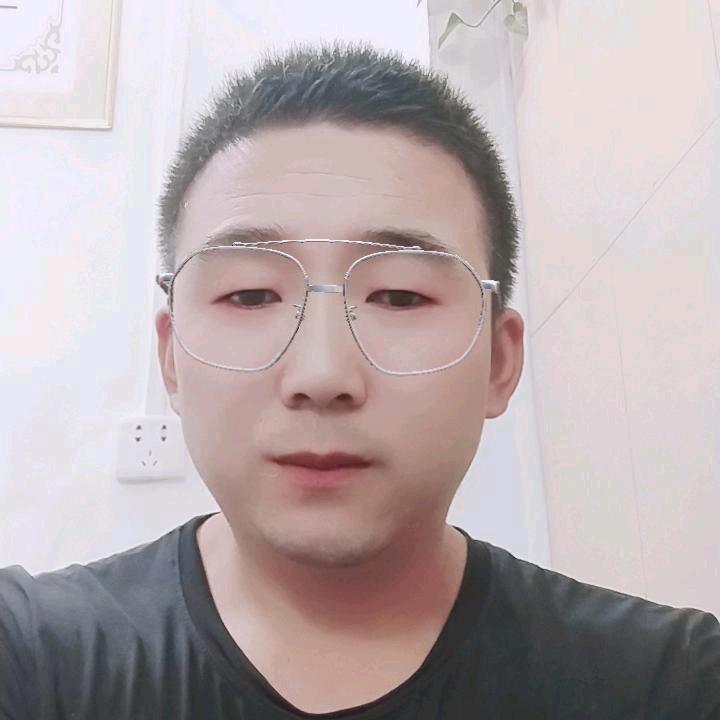 小梁空调安装