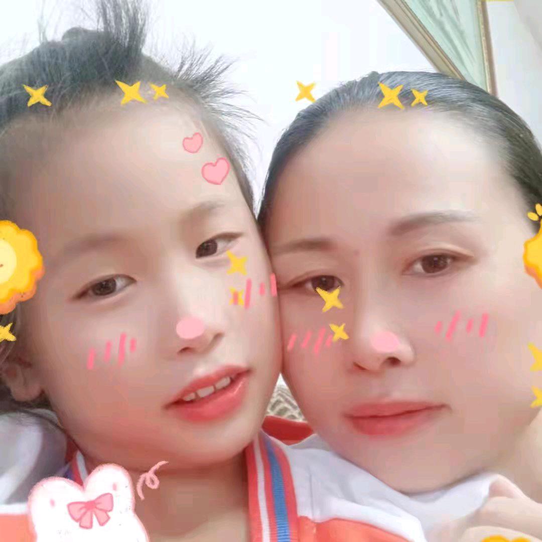 小灵和妈妈