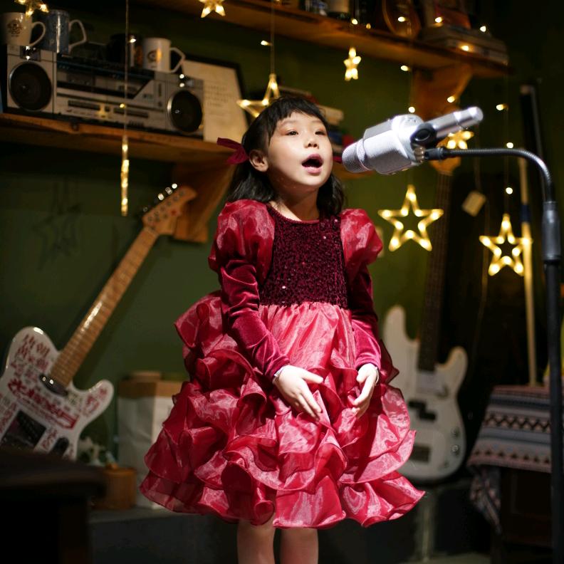 一枚教唱歌的可爱老师🌷