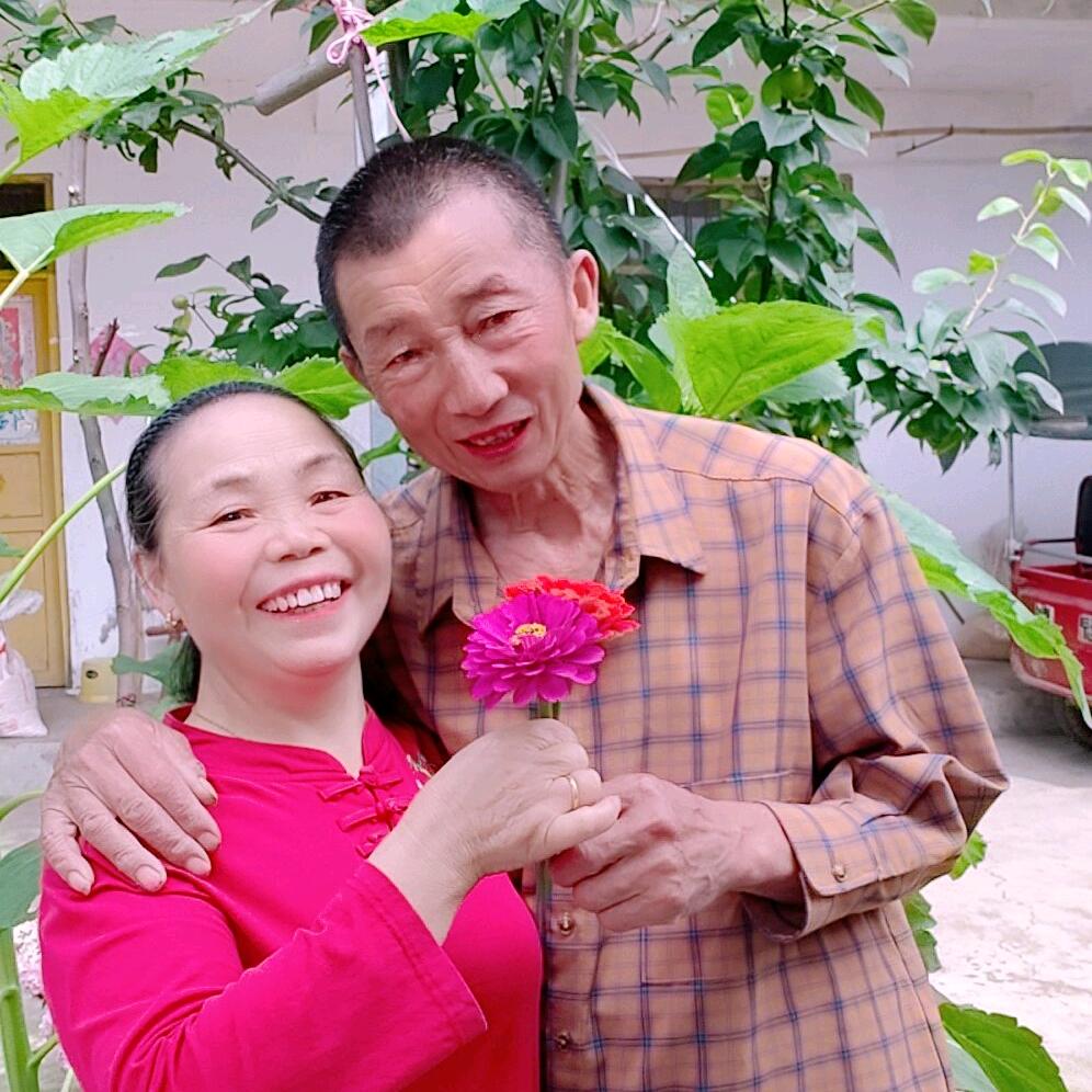 美丽8428。不定时开播