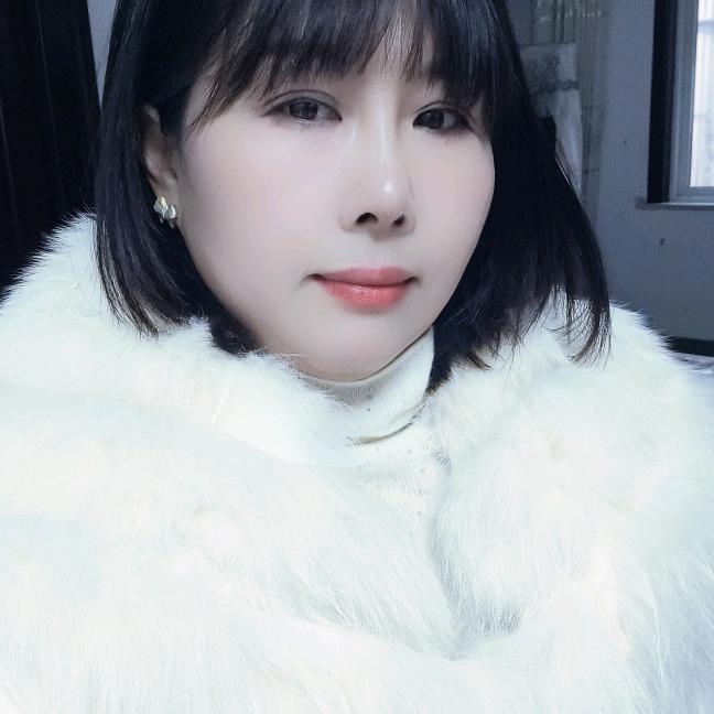 快乐幸福的一家