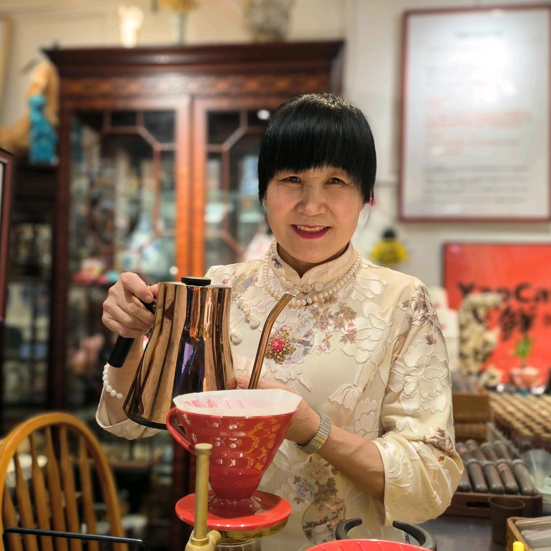 姚阿姨手冲咖啡馆