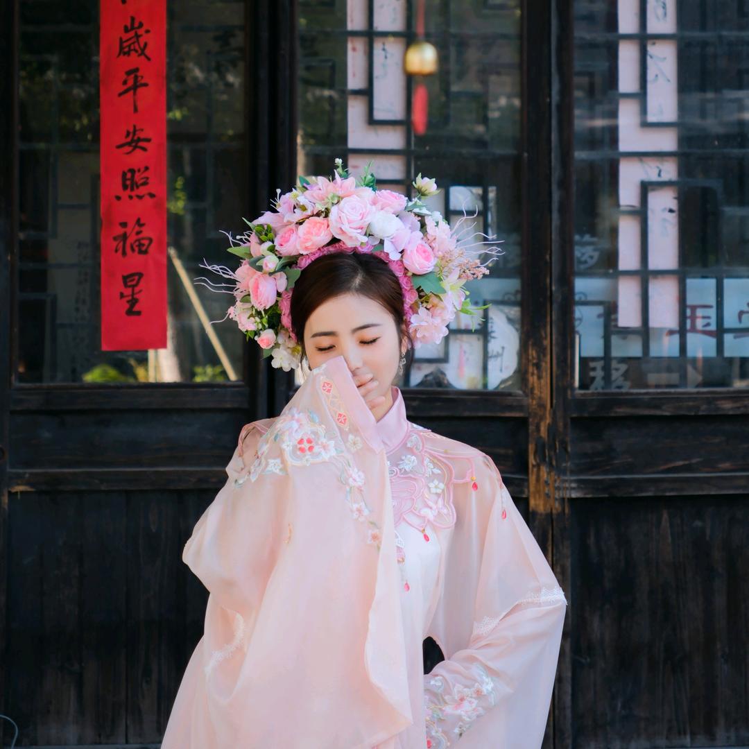 A顾江月