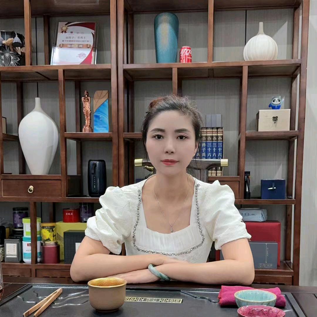 艳艳（晚上1：00直播）