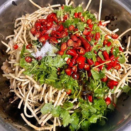 折耳根凉拌鱼腥草