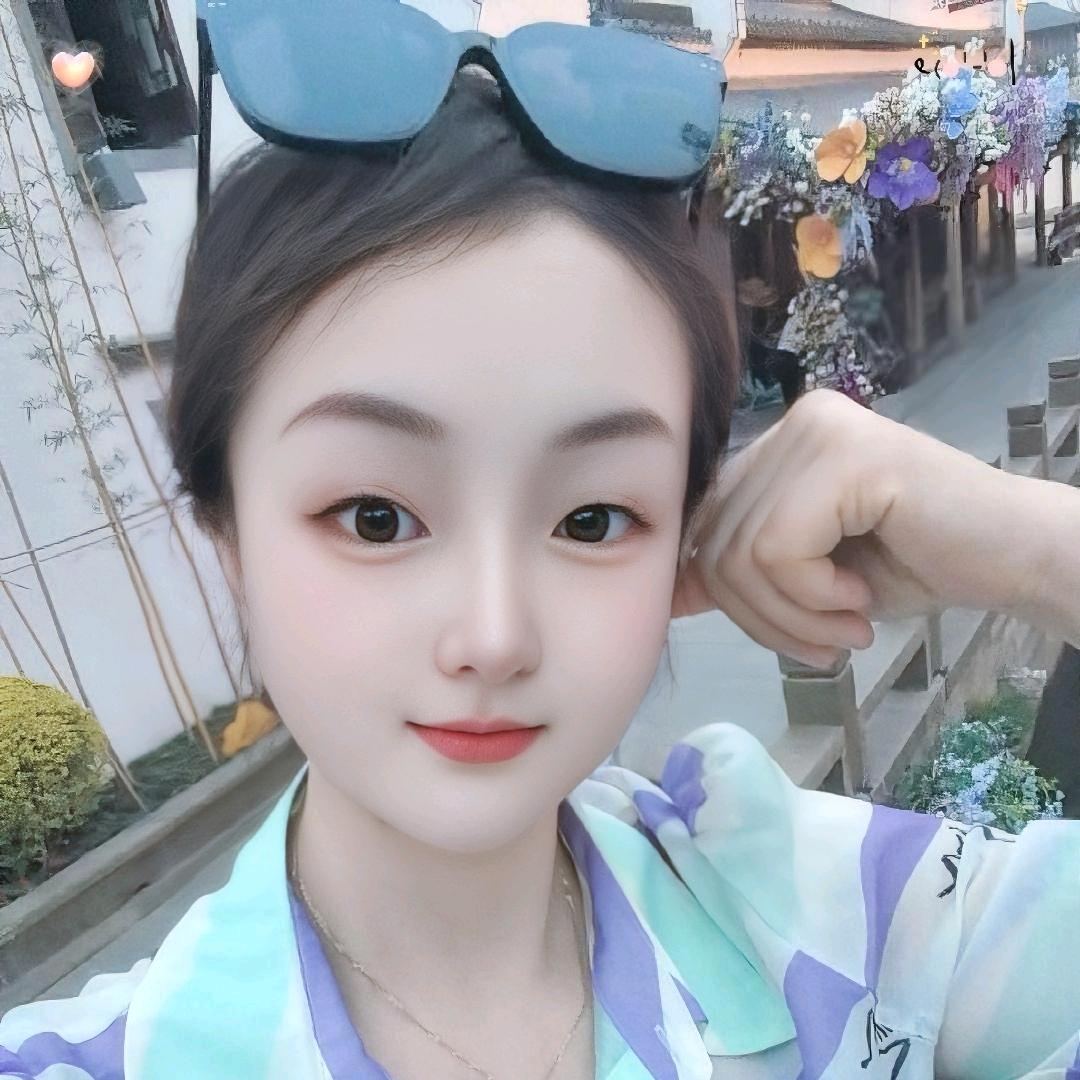 玲玲吖