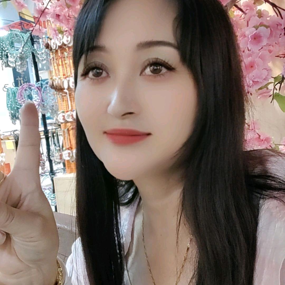 ღ᭄💞思思💞໑ຼ₀₂