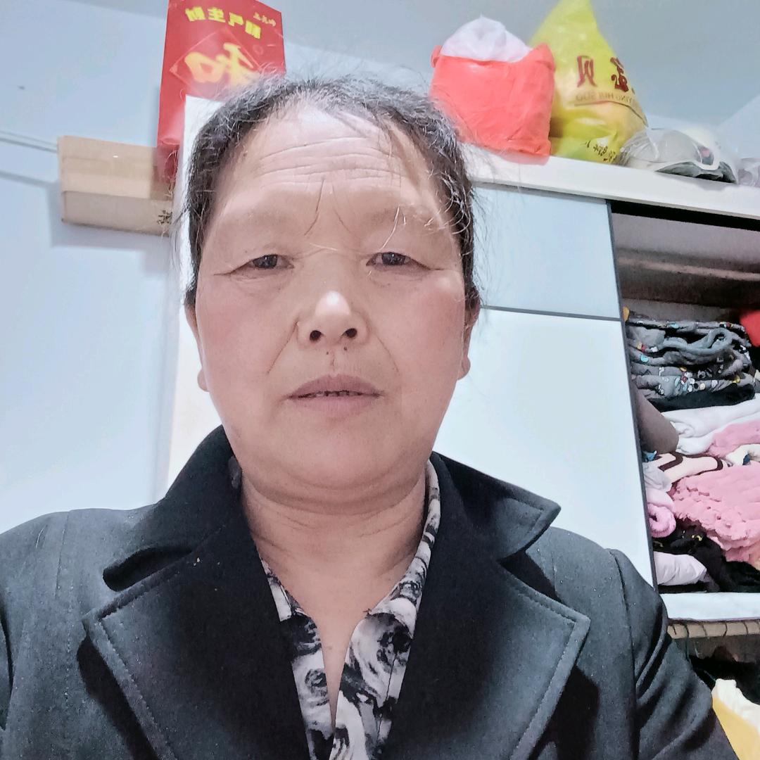 三个宝宝的奶奶