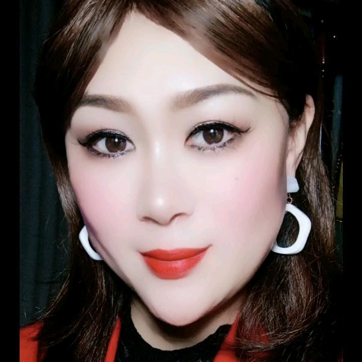 @酒窝云儿