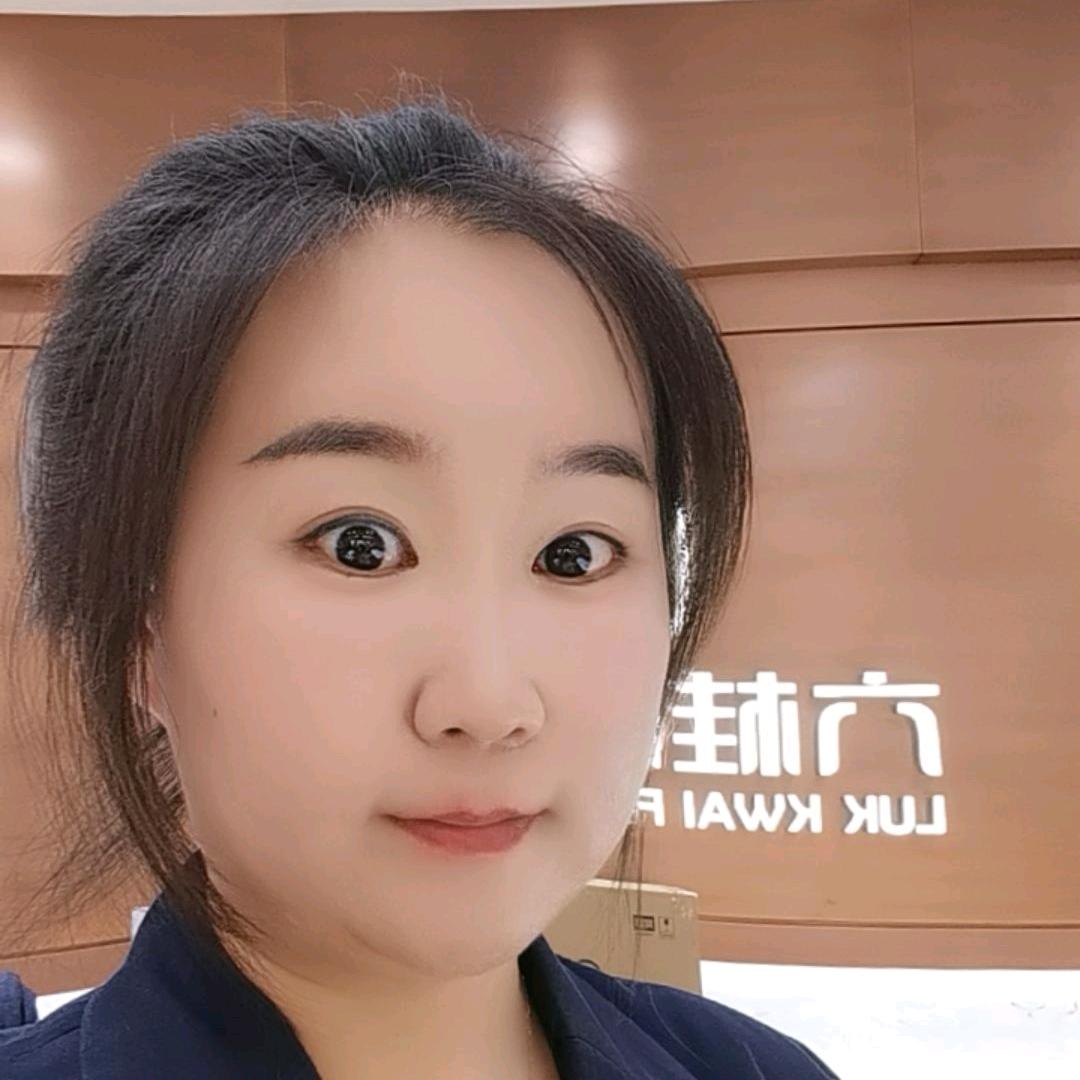 在昌黎做了15年黄金珠宝销售的梁主管