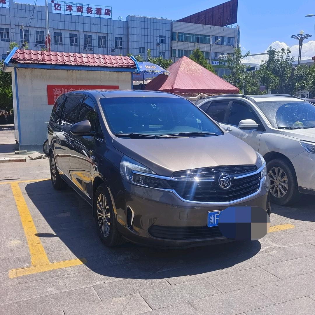 独库公路领队，成成