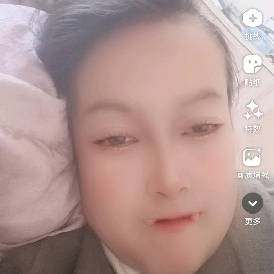 虎牙小姐姐加油向前冲