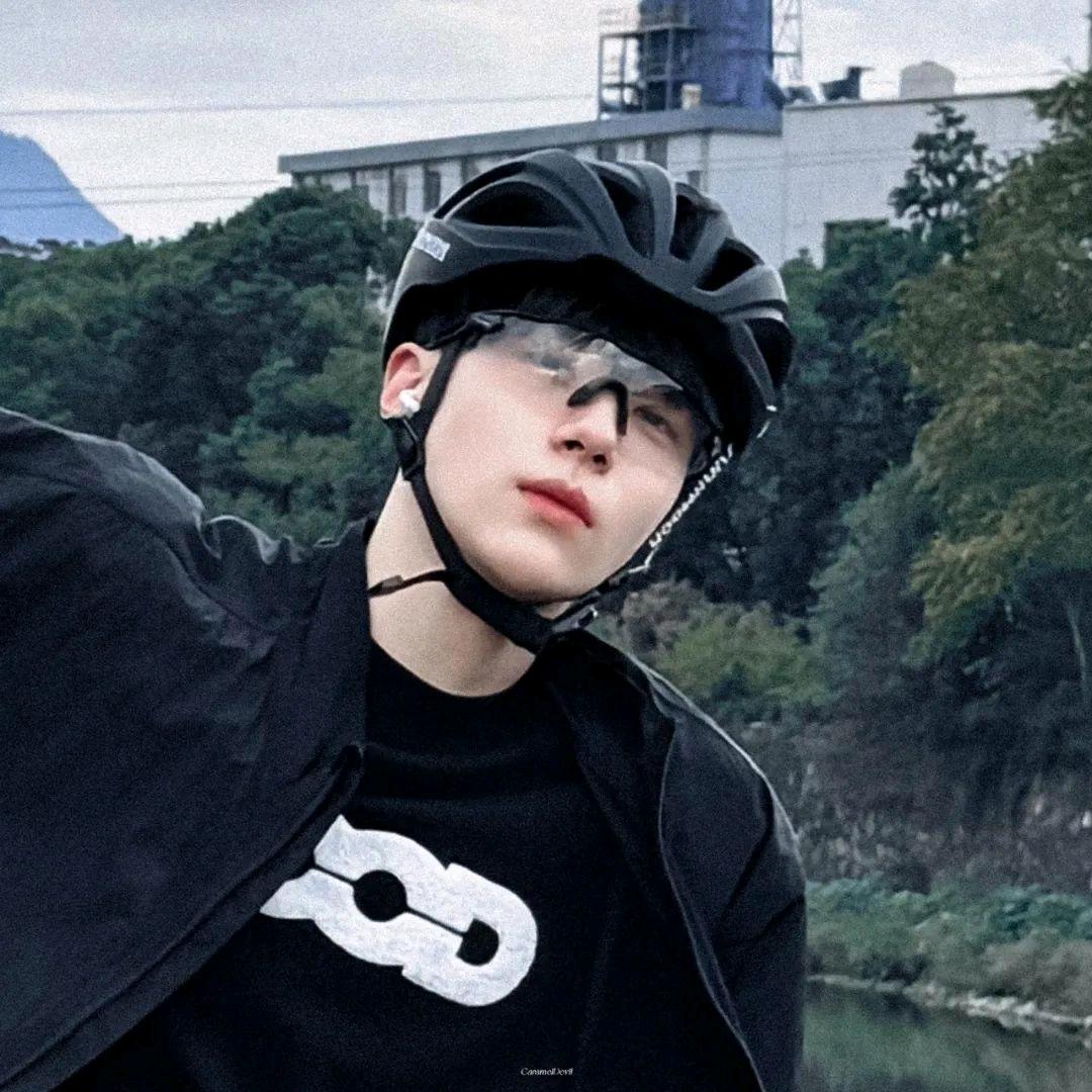 学唱歌的阿拉蕾