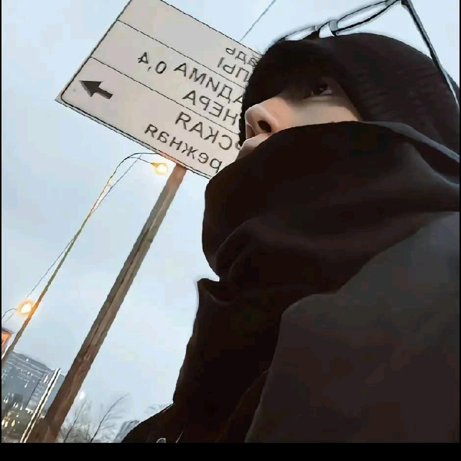 121.