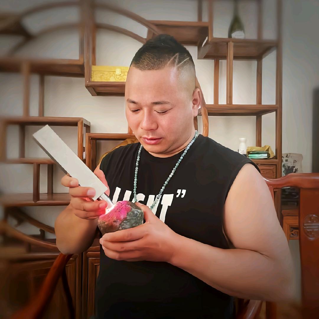 磊航翡翠