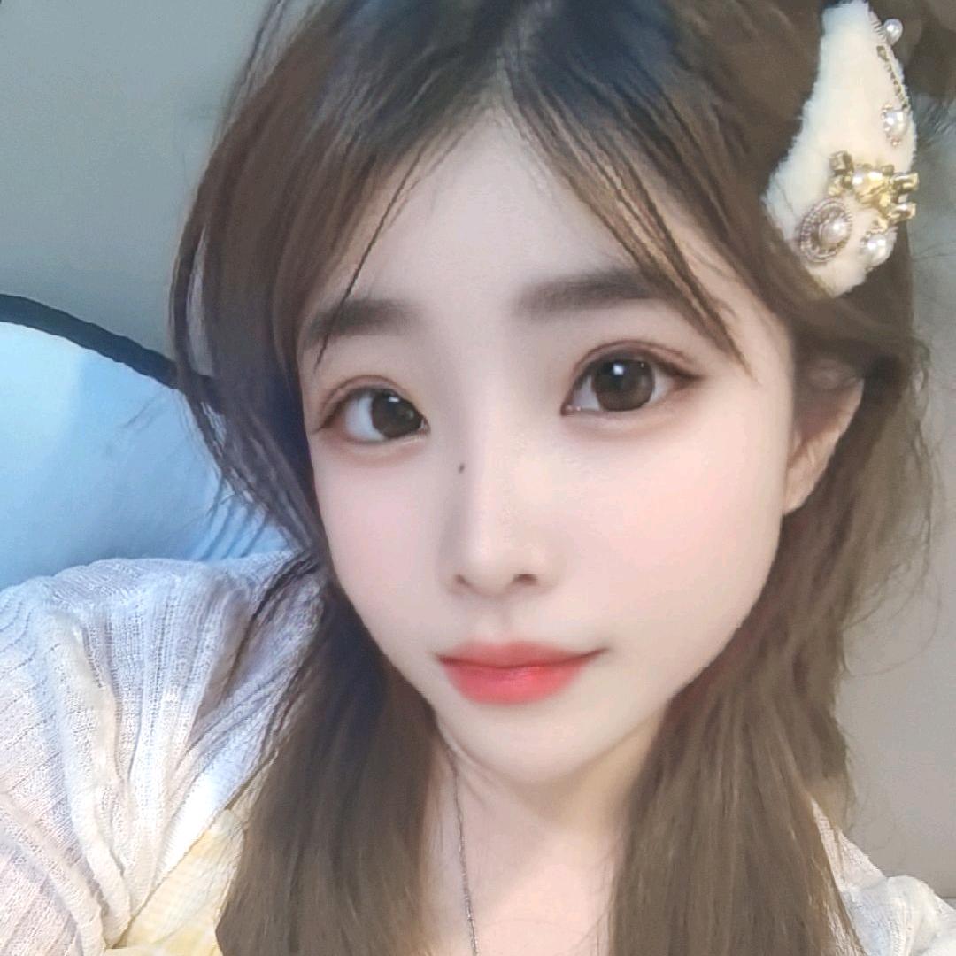 超乖的小财迷👧🏻✨：）