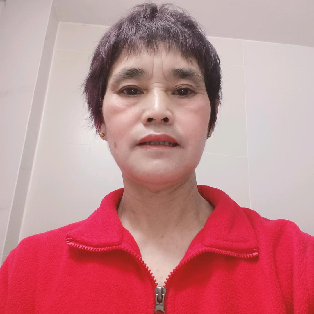 英姐（每天晚上20：10分开播）