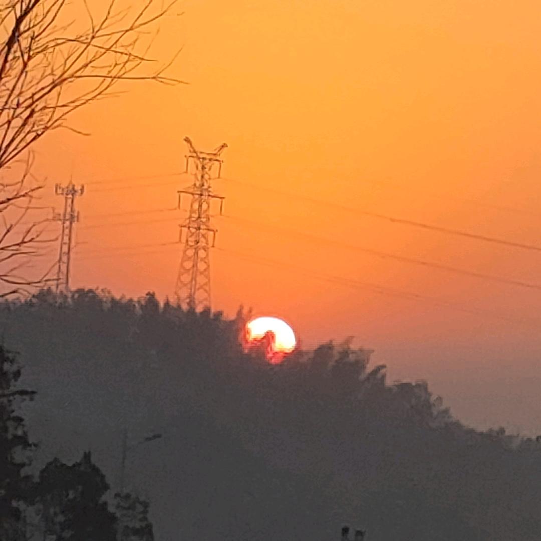 猛蹬瘸子那条好腿