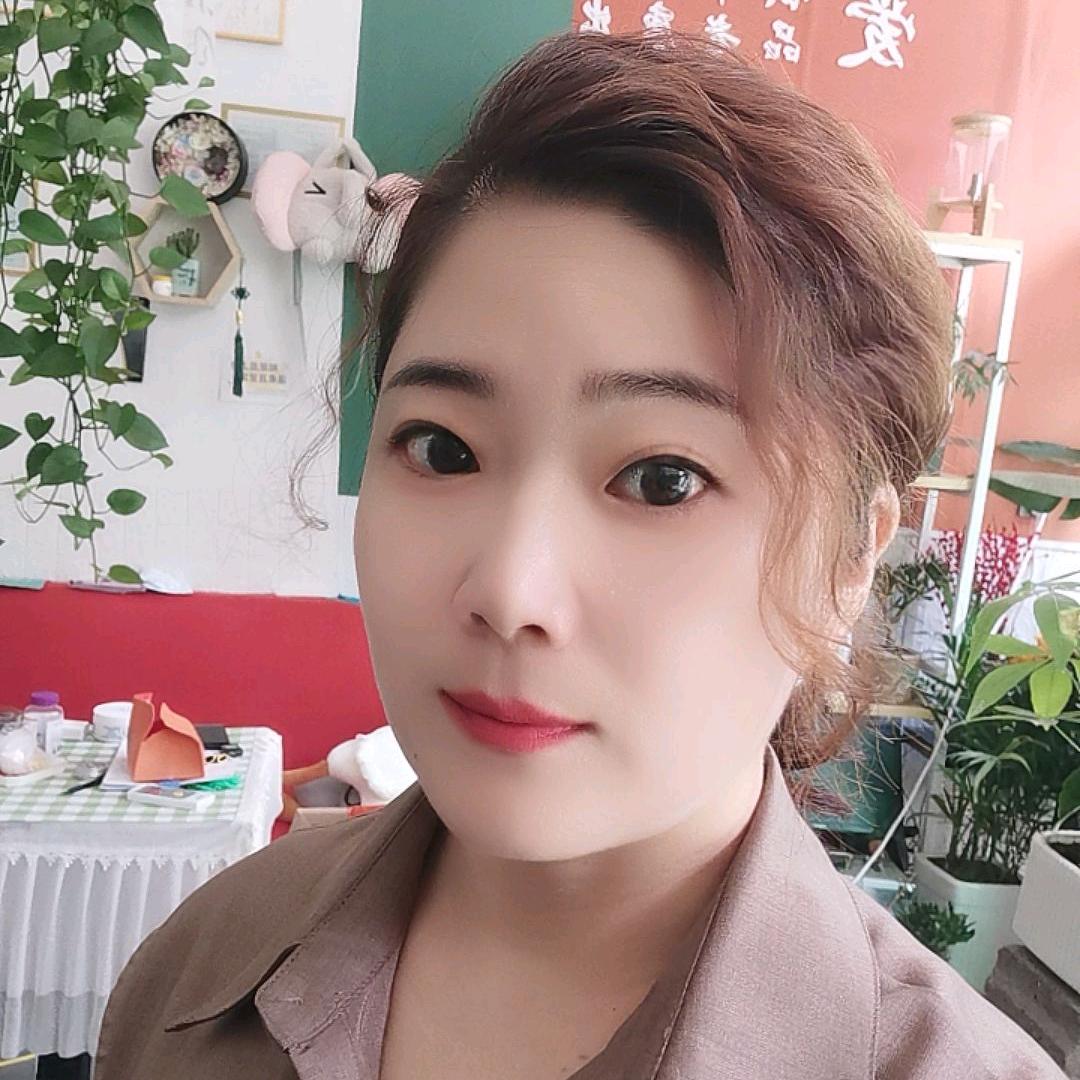 主持人燕姐