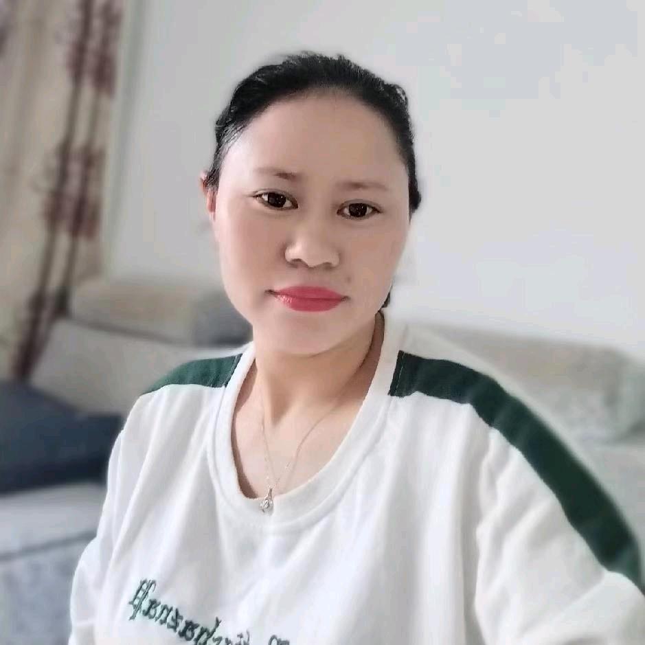 小霞