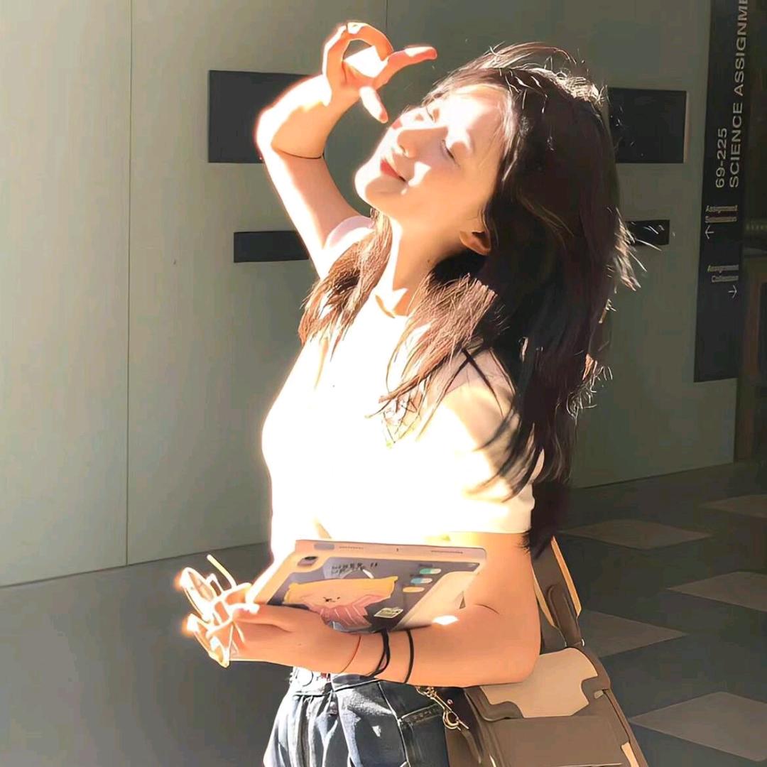 爱看小说的李李
