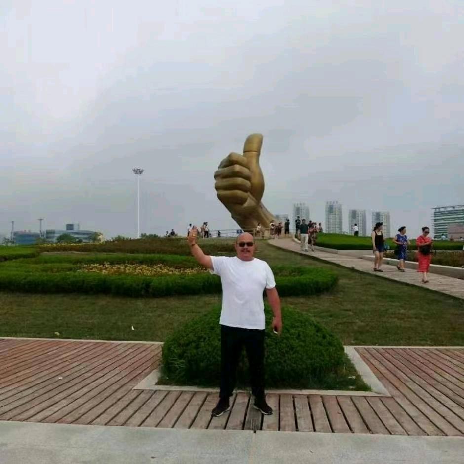 真正的男人，霸气十足