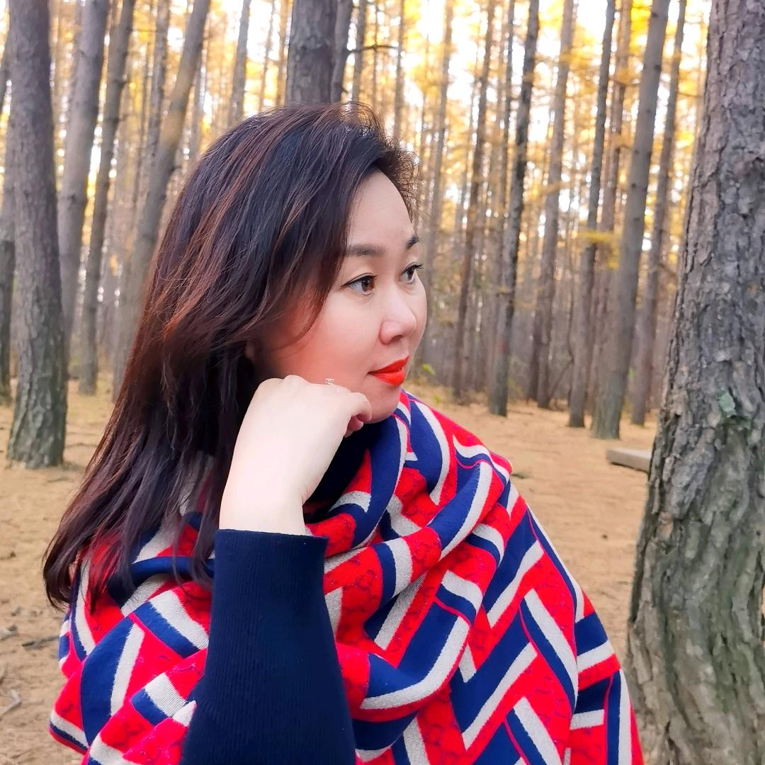 爱喝咖啡的小姐姐