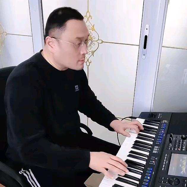 杨鹏🎹