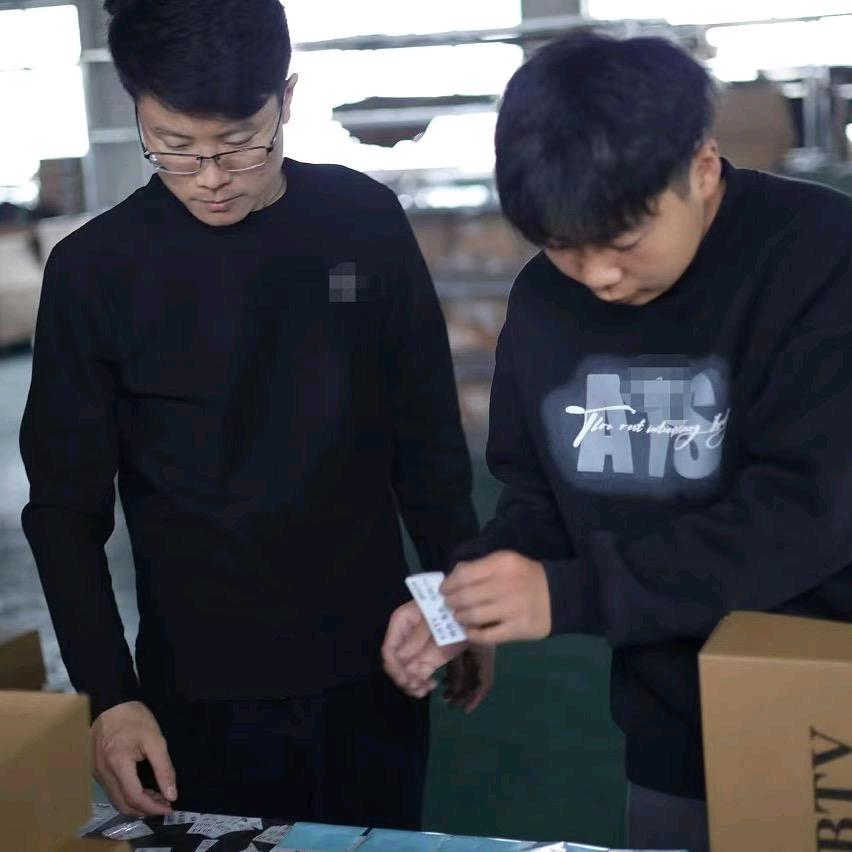 大脸哥高品质勃肯