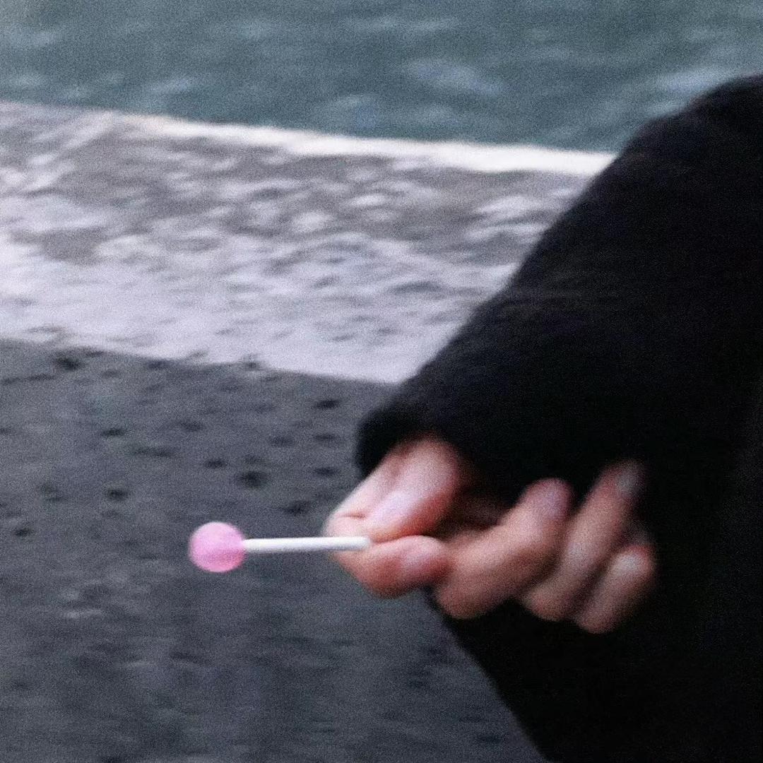 。