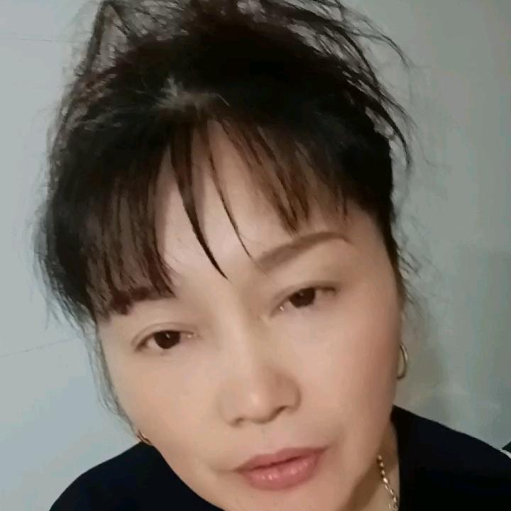 自由自在。陈