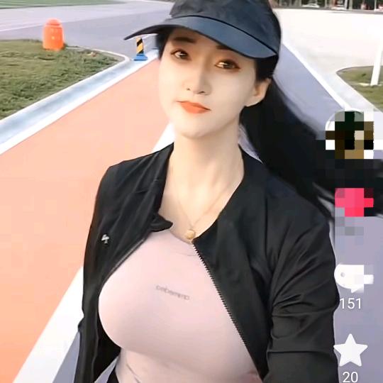 盈盈