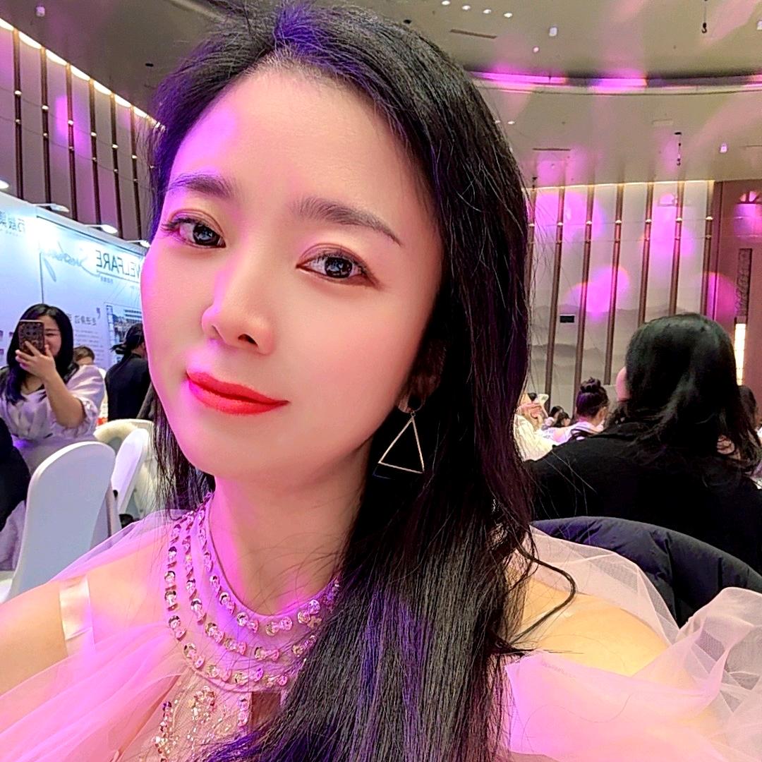 好运莲莲🌹🌹🌹