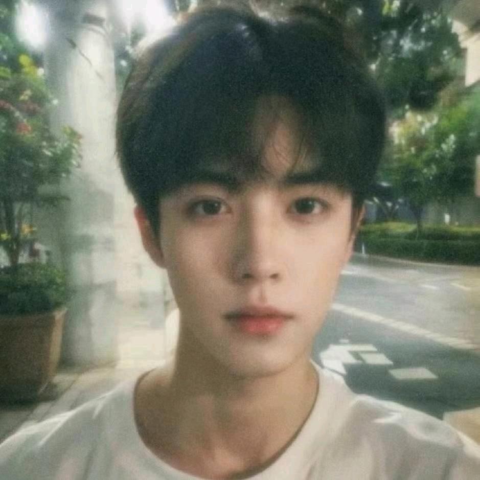 🥷  　　　 　　 　 　　༽