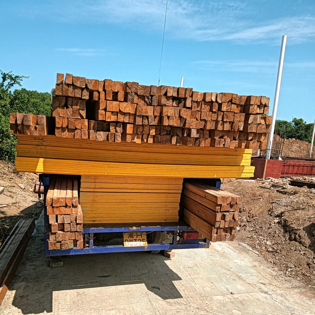 @何一鑫：学好千日不足，学坏一日有余！