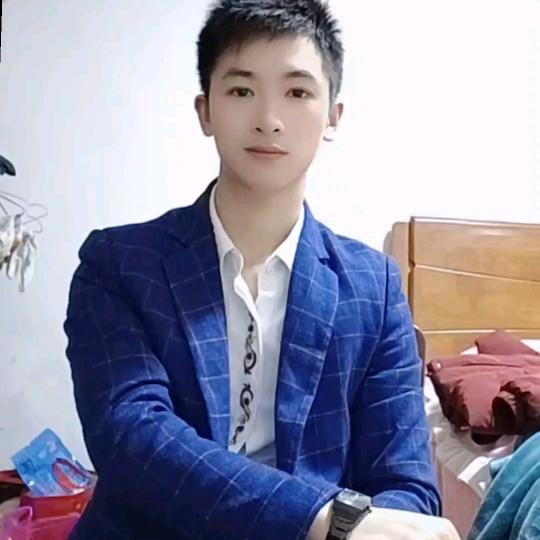 ༼改变自己༽༺༻