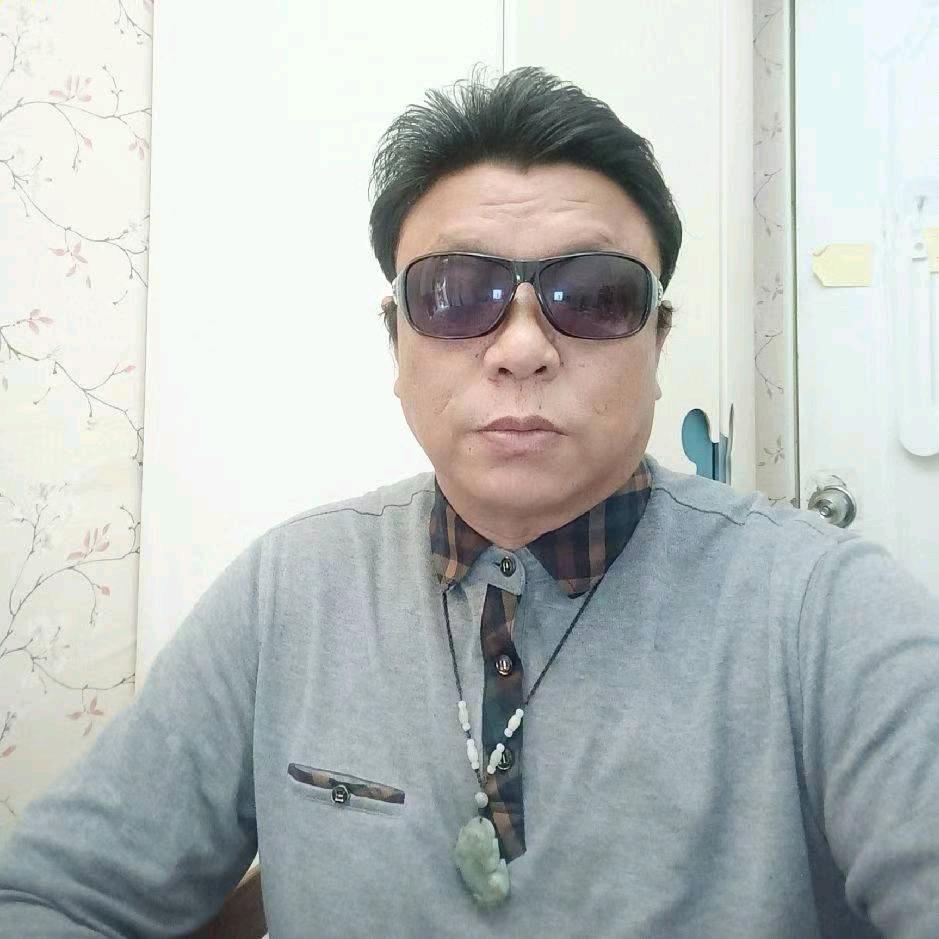 努力坚强(清洗空调，也做保洁)