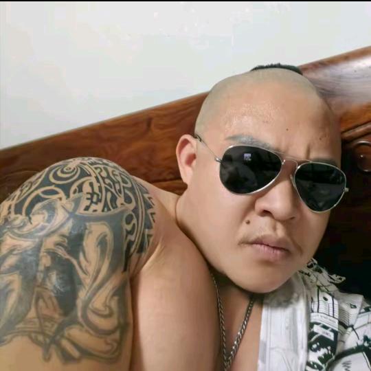 彬洋博弈网络科技（演绎之星请投莱利）