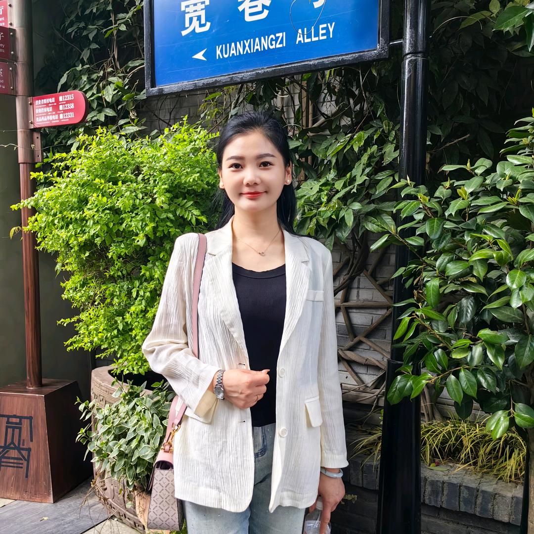 酒店人瑛子~玛纳斯海润酒店