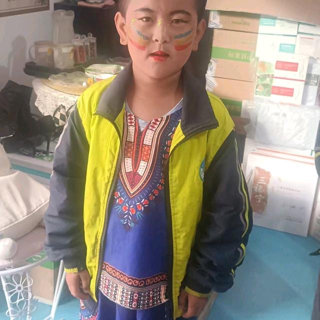 人不狠，站不稳