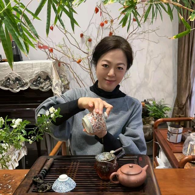 阿秀品茶