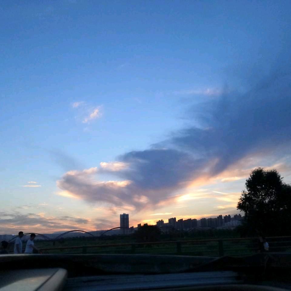 菠萝味桃子🍍🍑