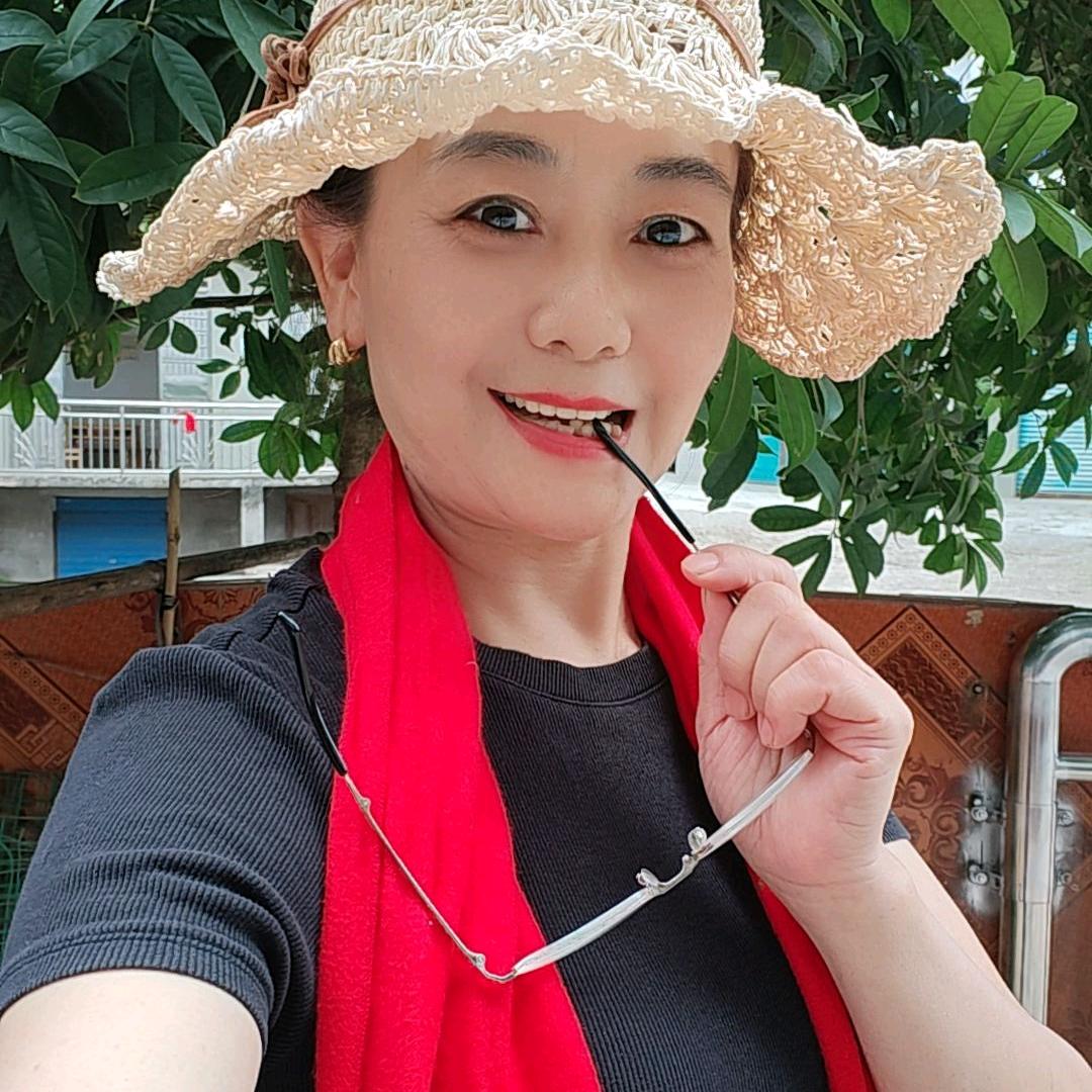 琼琼姐