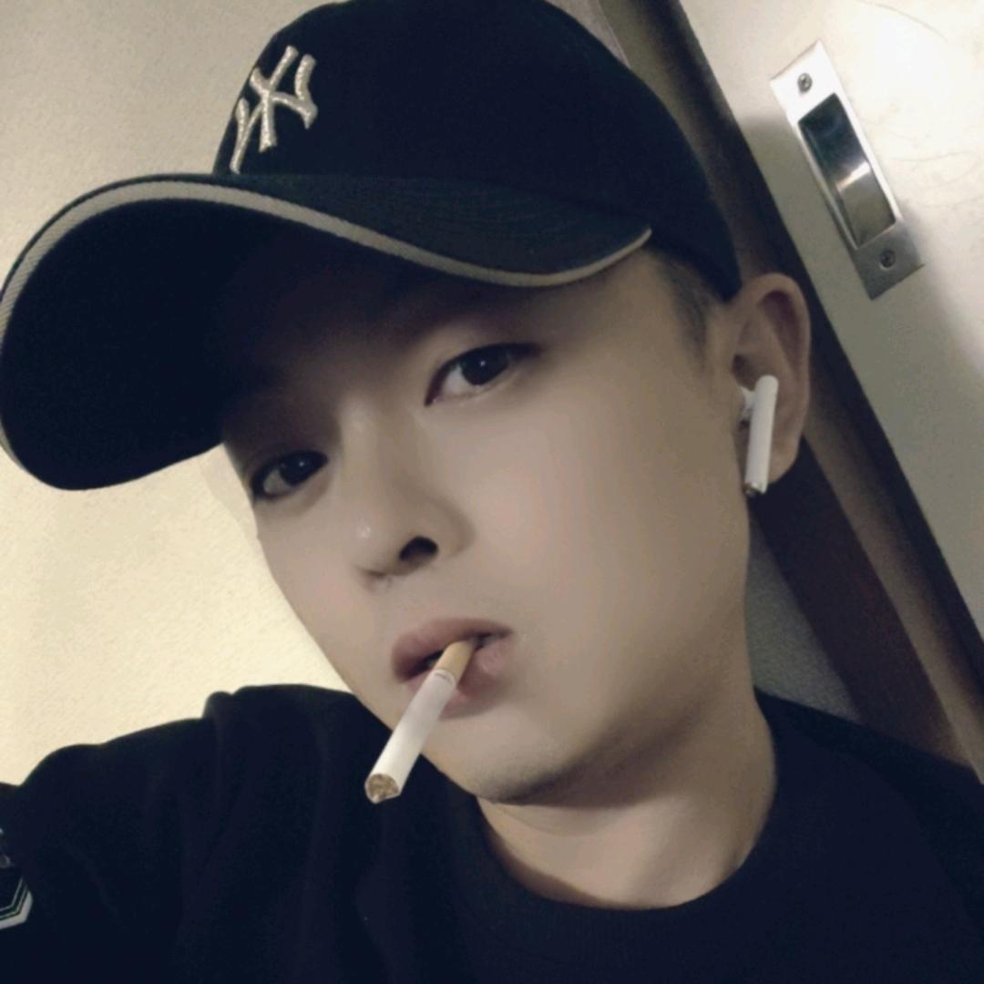 ℳ๓千逐 ℳ๓′