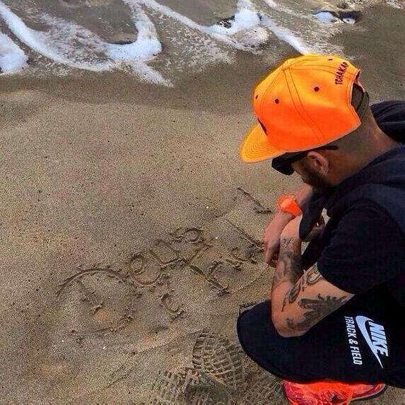 ⚽️。          Neymar
