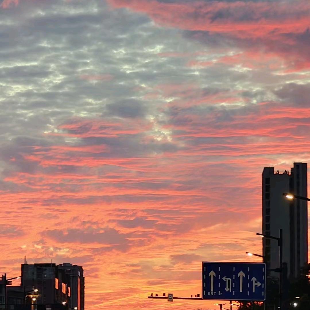 余生给自己一个吻